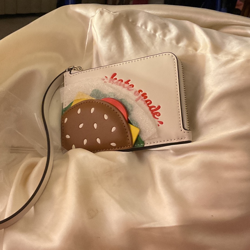 Kate Spade collection piece White and Brown Burger Wristlet nwt